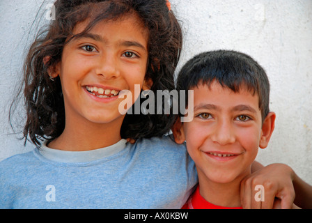Fratello e Sorella in Urfa, Turchia, Asia Foto Stock