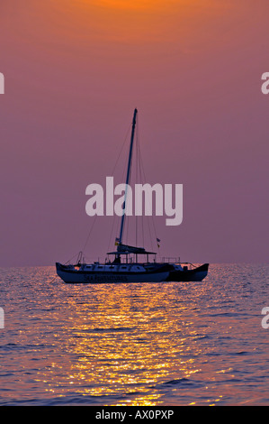 Catamarano, Kho Chang, Golfo di Thailandia, Tailandia, Asia sud-orientale, Asia Foto Stock