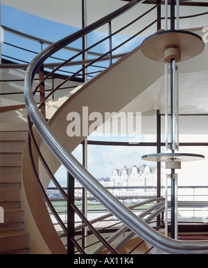 DE LA Warr Pavilion scalinata con lampada Foto Stock