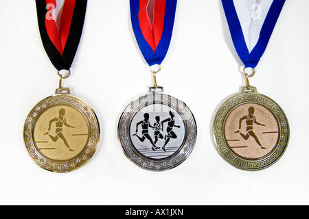 Studio shot di una medaglia d'Oro, Medaglia d'Argento e Medaglia di bronzo Foto Stock