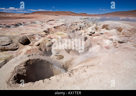 Campo di geyser Sol de Manana, Altiplano, Bolivia, Sud America Foto Stock