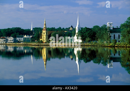 Mahone Bay riflessioni - Nova Scotia - Canada Foto Stock