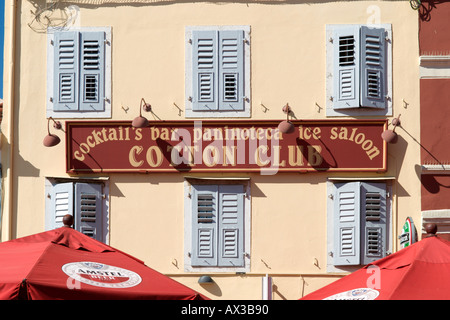 Il Cotton Club Bar nella città vecchia di Porec, Istria, Croazia Foto Stock