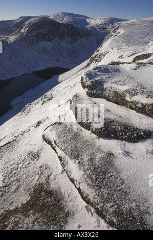 La testa di Loch Avon da stac un Fharaidh, Cairngorms. Foto Stock