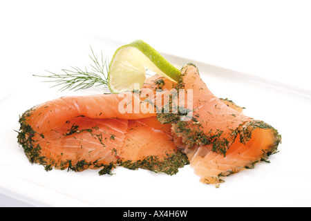 Fette di Salmone con aneto, vista in elevazione Foto Stock