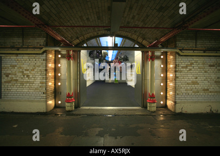 Ingresso al Victoria & Albert Museum, South Kensington, London, England, Regno Unito, Europa Foto Stock