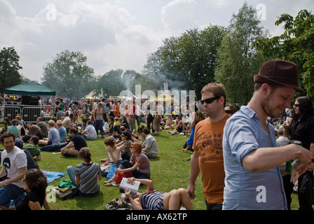 Stoke Newington free Festival, tenutosi a Clissold Park, Hackney, Londra Foto Stock