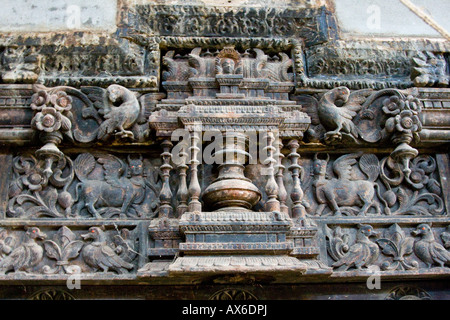 Ornati in legno intagliato in Doorfarme ebreo città Mattancherry Cochin India Foto Stock