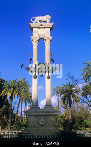 Jardines de Murillo, giardini pubblici Sevilla, Sevilla, Andalusia Andalusia, monumento a Colombo Foto Stock