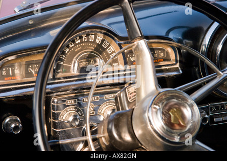 1951Pontiac capotribù Foto Stock