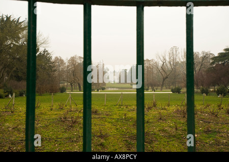 Vista DI ARCO DELLA PACE da tutto il Parco Sempione Milano Italia Foto Stock
