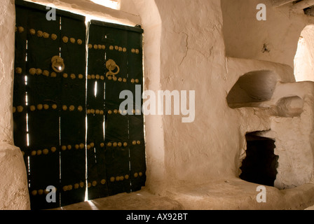 Porta di una moschea nella città vecchia Ghadames Libia un sito Patrimonio Mondiale dell'UNESCO Foto Stock