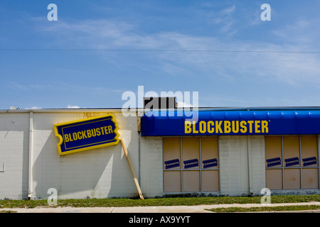 Blockbuster video store e firmare Foto Stock