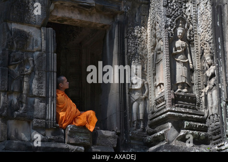 Monaco in Thommanon tempio di Angkor Cambogia Foto Stock