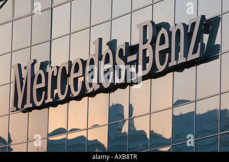 Mercedes-Benz branch office building, Berlino, Germania Foto Stock