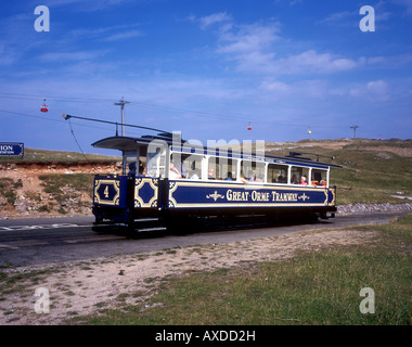 Llandudno - Great Orme tram a stazione a metà strada Foto Stock