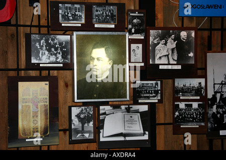 Fotografie di prigionieri esposti in Stutthof Campo di Concentramento Foto Stock