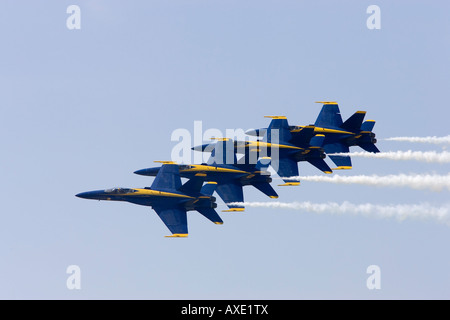 Blue Angels in esecuzione al Thunder su Michigan Air Show Foto Stock