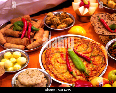 Shree Swaminarayan Tempio Streatham Londra Inghilterra Diwali Offerte Pizza al peperoncino Foto Stock