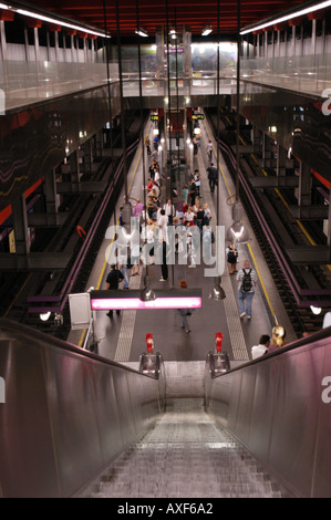 La stazione della metropolitana Schottentor university Foto Stock