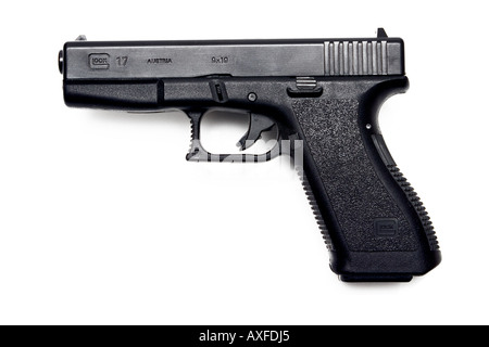Pistola replica glock 17 su sfondo bianco Foto Stock