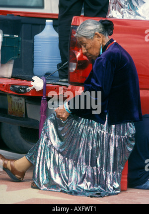 Gallup - New Mexico - USA - ottantacinquesimo Inter-festival tribali anziani donna indiana Foto Stock