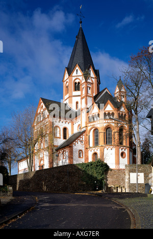 Sinzig, Pfarrkirche San Pietro, Blick von Südosten Foto Stock