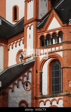 Sinzig, Pfarrkirche San Pietro, Blick von Südosten, dettaglio Foto Stock