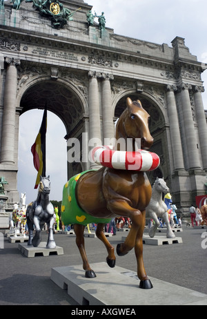 Mostra d'arte in Le Cinquantenaire - Bruxelles Foto Stock