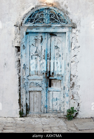 Un rustico porta a Sidi Bou Said, Tunisia. Foto Stock
