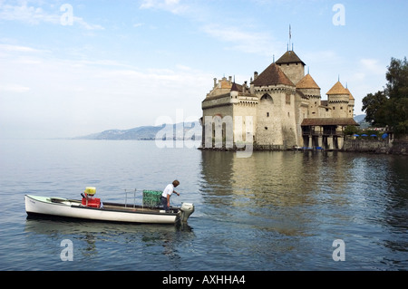 Il castello medievale di Chillon Foto Stock