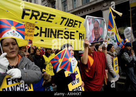 Free Tibet dalla regola cinese dimostrazione Londra 22 03 08 Foto Stock