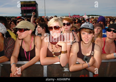 Le persone a un open air chiamato Southside Neuhausen ob Eck Germania Foto Stock