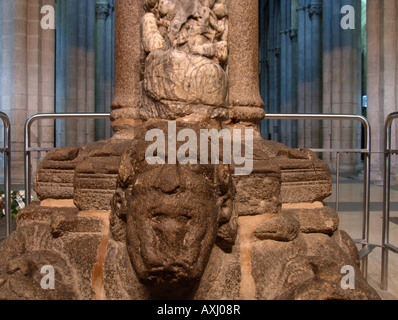 Statua di 'Santo dos Croques'. Cattedrale di Santiago de Compostela. La Galizia. Spagna Foto Stock