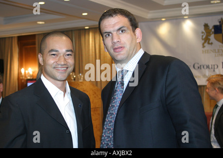 Martin Johnson giocatore di rugby pone con ventola Foto Stock