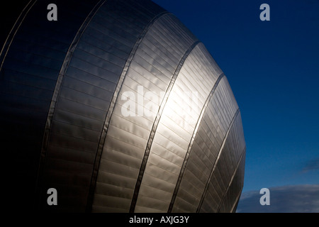 Il futuristico Glasgow Science Museum Glasgow Scotland Regno Unito Foto Stock
