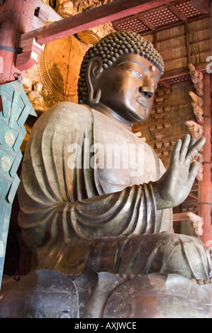 Il Grande Buddha Vairocana al tempio Todai-Ji Nara Giappone 6 Foto Stock