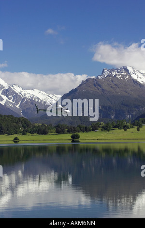 Elicottero Diamond lago paradiso vicino a Glenorchy Queenstown regione Isola del Sud della Nuova Zelanda Foto Stock