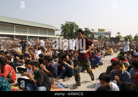 Festival del tatuaggio, Wat Bang Tempio Pra, Thailandia Foto Stock