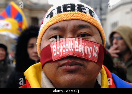 Per il Tibet libero dal cinese dimostrazione di soppressione di Londra il 22 marzo 2008. Foto Stock