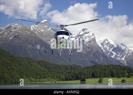 Elicottero Diamond lago paradiso vicino a Glenorchy Queenstown regione Isola del Sud della Nuova Zelanda Foto Stock