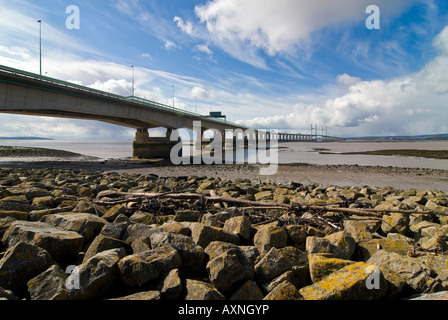 Vista orizzontale della seconda Severn Bridge [ail groesfan hafren] aka il Principe del Galles (ponte Pont Tywysog Cymru) attraversando la Severn Estuary. Foto Stock