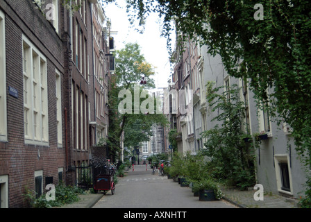 Roomolenstraat e Singel canal street in Amsterdam Foto Stock
