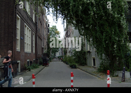 Roomolenstraat e Singel canal street in Amsterdam Foto Stock