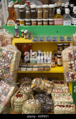 Pressione di stallo di spezie St Georges Grenada Caraibi Foto Stock
