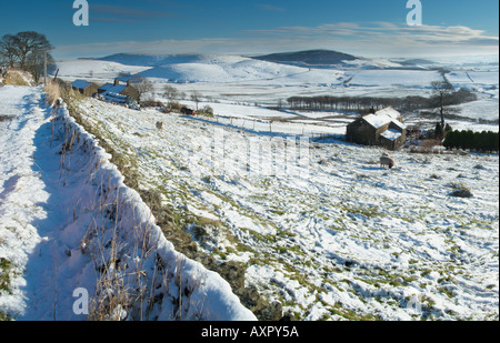 Guardando a sud dal bordo Rushup West Pennine delle Derbyshire England Regno Unito Regno Unito GB Gran Bretagna UE Unione Europea Foto Stock