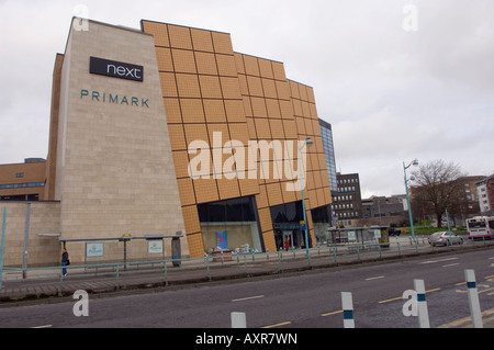 Primark edificio/I draghetti Circus Shopping Centre in Plymouth Foto Stock