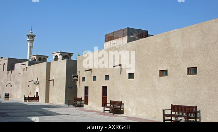 Edifici restaurati nello storico quartiere di al Fahidi / Bastakiya a Dubai, Emirati Arabi Uniti. Foto Stock