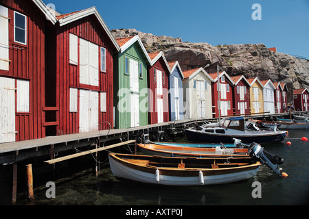 Vecchi edifici della pesca in Smögen sulla costa occidentale della Svezia Foto Stock