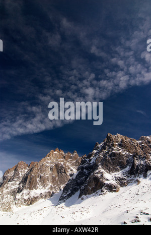 Chamonix aghi: Grands Charmoz (3445 m), Grépon (3482m) Blaitière, Fou (3501m), Piano (3673m) Foto Stock